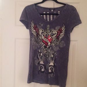 NWOT short sleeve LOVE top w/ laser cut ❤️on back